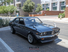 Load image into Gallery viewer, 1976 Toyota Corona Mark II