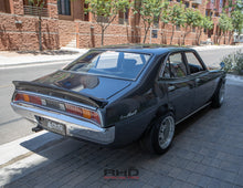 Load image into Gallery viewer, 1976 Toyota Corona Mark II