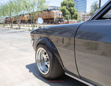 Load image into Gallery viewer, 1976 Toyota Corona Mark II