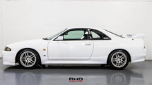 Load image into Gallery viewer, 1996 Nissan Skyline GT-R Vspec *SOLD*