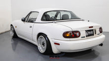 Load image into Gallery viewer, 1997 Eunos Roadster *SOLD*