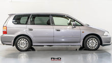 Load image into Gallery viewer, 2000 Honda Odyssey