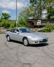 Load image into Gallery viewer, 1992 Toyota Soarer (WA)