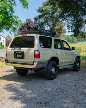 Load image into Gallery viewer, 1996 Toyota Hilux Surf *SOLD*