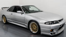 Load image into Gallery viewer, 1995 Nissan Skyline R33 GTR *SOLD*