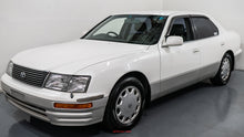 Load image into Gallery viewer, 1997 Toyota Celsior (WA)