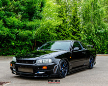Load image into Gallery viewer, 1998 Nissan Skyline GTT *SOLD*