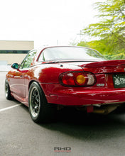 Load image into Gallery viewer, 1998 Eunos Roadster *SOLD*
