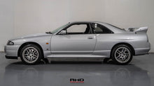 Load image into Gallery viewer, 1995 Nissan Skyline R33 GTR *SOLD*