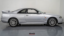 Load image into Gallery viewer, 1995 Nissan Skyline R33 GTR *SOLD*