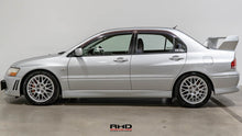 Load image into Gallery viewer, 2001 Mitsubishi Lancer Evolution 7