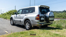 Load image into Gallery viewer, 2001 Mitsubishi Pajero Long Exceed Ⅱ *SOLD*