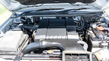 Load image into Gallery viewer, 2001 Mitsubishi Pajero Long Exceed Ⅱ *SOLD*