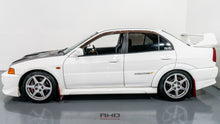 Load image into Gallery viewer, Mitsubishi EVO V *SOLD*