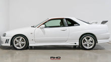 Load image into Gallery viewer, 1999 Nissan Skyline 25GT *SOLD*