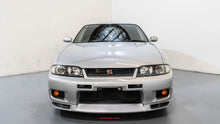 Load image into Gallery viewer, 1998 Nissan Skyline GT-R
