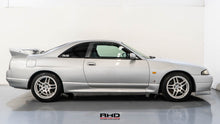 Load image into Gallery viewer, 1998 Nissan Skyline GT-R