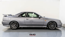 Load image into Gallery viewer, 1999 Nissan Skyline GTT