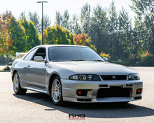 Load image into Gallery viewer, 1998 Nissan Skyline GT-R
