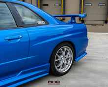 Load image into Gallery viewer, 1998 Nissan Skyline GTT