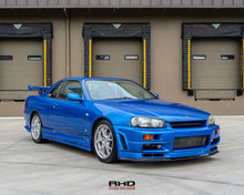 Load image into Gallery viewer, 1998 Nissan Skyline GTT