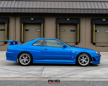 Load image into Gallery viewer, 1998 Nissan Skyline GTT