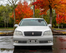 Load image into Gallery viewer, 2000 Toyota Crown Athlete V