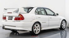 Load image into Gallery viewer, 1998 Mitsubishi Lancer Evolution V GSR