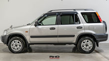 Load image into Gallery viewer, 1997 Honda CRV