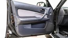 Load image into Gallery viewer, 1999 Nissan Skyline GT-V