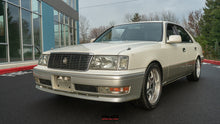Load image into Gallery viewer, 1997 Toyota Crown *SOLD*