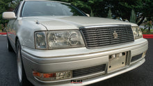 Load image into Gallery viewer, 1997 Toyota Crown *SOLD*
