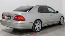 Load image into Gallery viewer, 2001 Toyota Celsior