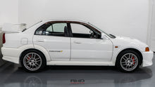 Load image into Gallery viewer, Mitsubishi EVO V *SOLD*