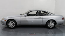 Load image into Gallery viewer, 1992 Toyota Soarer (WA)