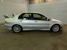 Load image into Gallery viewer, Mitsubishi Lancer Evo 7 (ETA: Landing July)