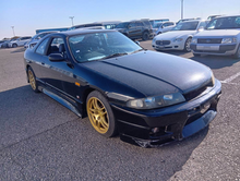 Load image into Gallery viewer, Nissan Skyline GTS25T Series 2 (ETA: Landing March)