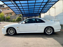 Load image into Gallery viewer, Nissan Skyline R33 GTR V-spec (In Process) *Reserved*