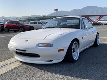 Load image into Gallery viewer, Eunos Roadster (In Process)