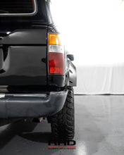 Load image into Gallery viewer, 1993 Toyota Landcruiser *Sold*