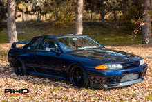 Load image into Gallery viewer, 1990 Nissan Skyline R32 GTR (SOLD)