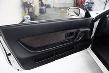 Load image into Gallery viewer, 1990 Nissan Skyline R32 GTST (SOLD)