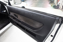 Load image into Gallery viewer, 1990 Nissan Skyline R32 GTST (SOLD)