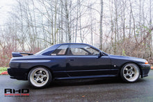 Load image into Gallery viewer, 1990 Nissan Skyline R32 GTR (SOLD)