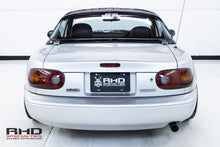 Load image into Gallery viewer, 1990 Mazda Eunos Roadster (SOLD)