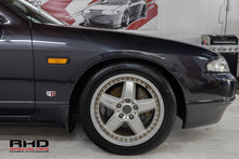 Load image into Gallery viewer, 1995 Nissan Skyline R33 GTS25T sedan (SOLD)
