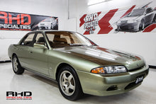 Load image into Gallery viewer, 1989 Nissan Skyline R32 GTST sedan (SOLD)