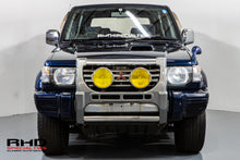 Load image into Gallery viewer, 1995 Mitsubishi Pajero *SOLD*