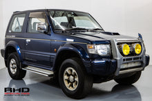 Load image into Gallery viewer, 1995 Mitsubishi Pajero *SOLD*