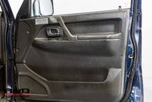 Load image into Gallery viewer, 1995 Mitsubishi Pajero *SOLD*